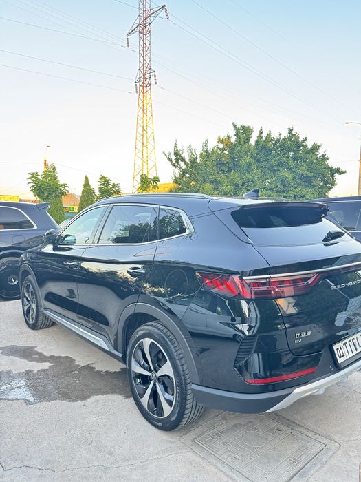BYD song plus flagshib