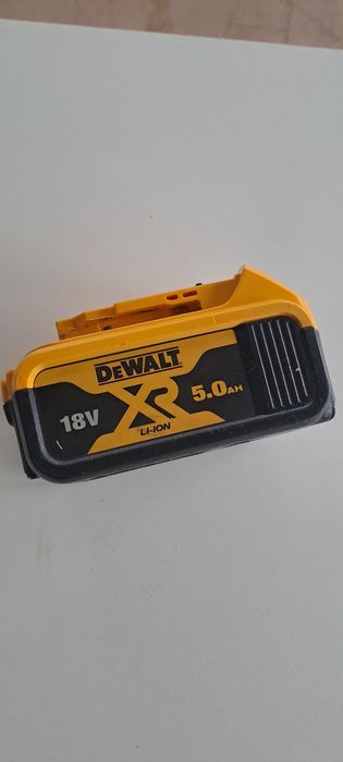 Acumulator dewalt 18v 5 ah