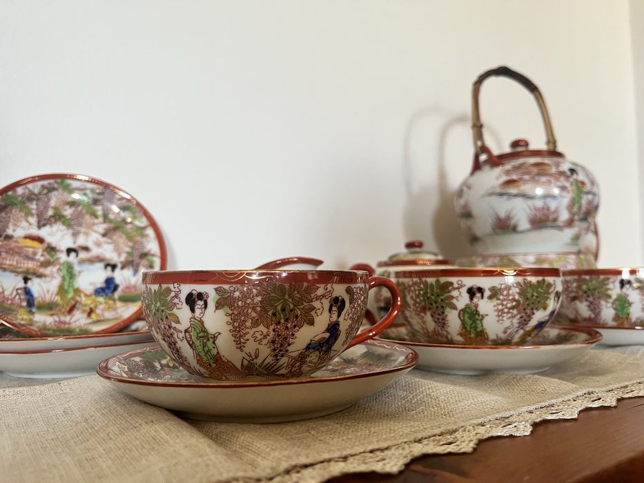 Антикварен Японски Чаен Сервиз "Сацума" (Satsuma) – Порцелан Eggshell, 1930-1950 г.