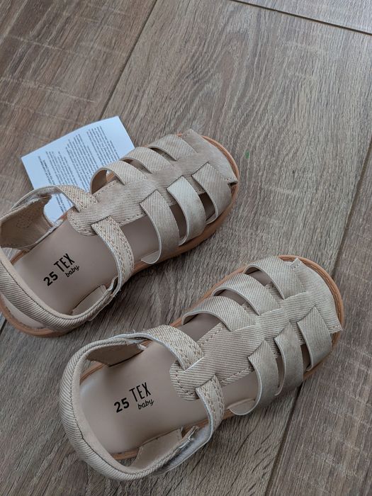 Vand sandale noi mar 25