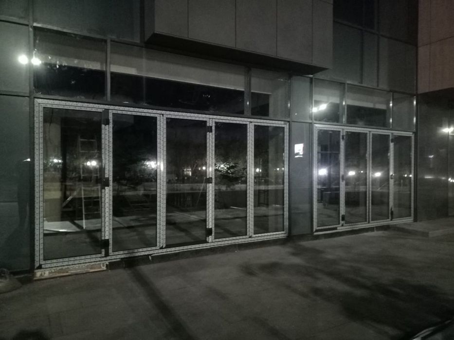 Раздвижные окна, двери, витражи.