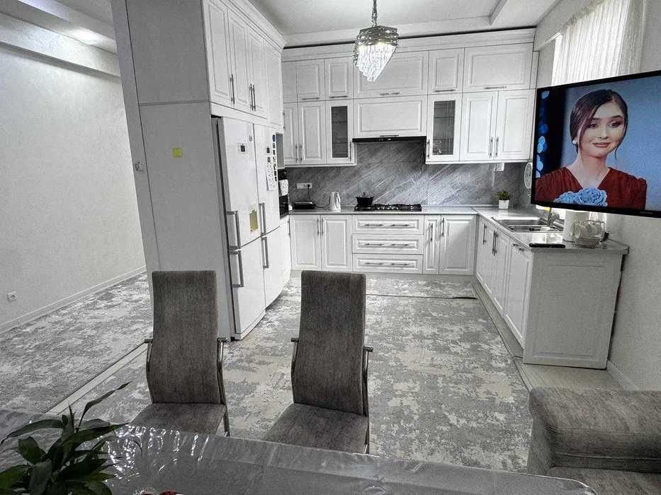 Эксклюзивный участок в центре города! Топ-локация!