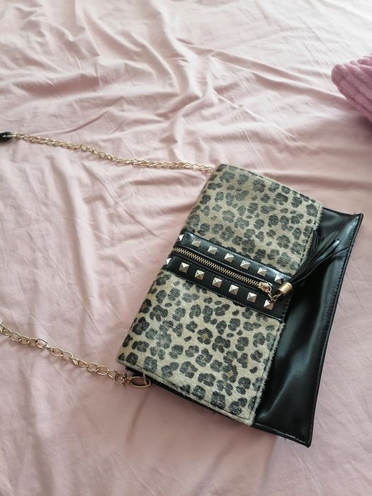 Дамска  актуална  леопардова чанта/клъч
