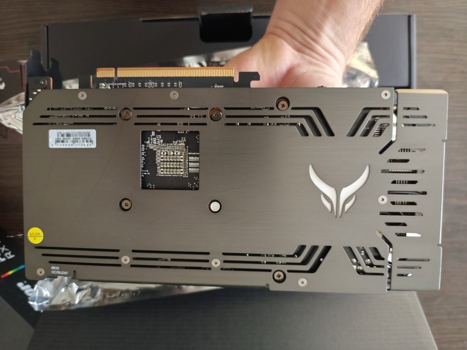 Продавам RX6600XT