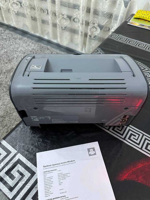 Canon LBP 2900 B Oqqora Printer Tiniq Kam ishlagan Srochno