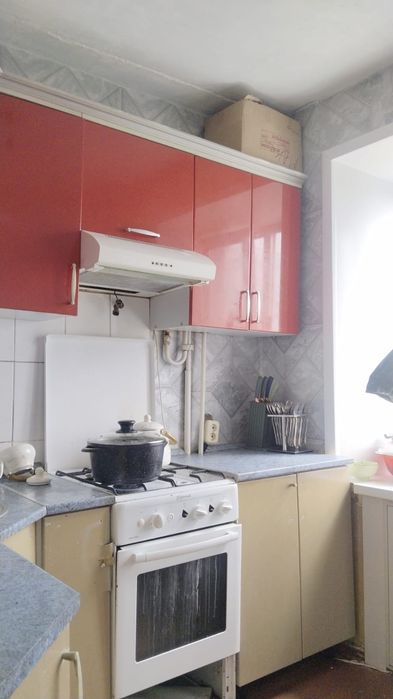 Продам 2-ком квартиру в Рудном