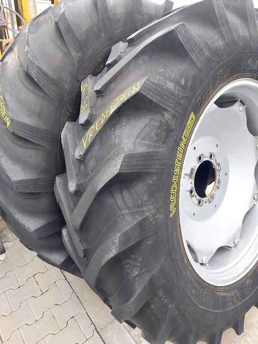 18,4/38. Vredestein.