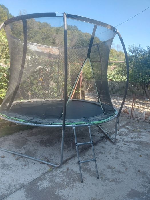 Trabulină de exterior Zipro  stare foarte bună