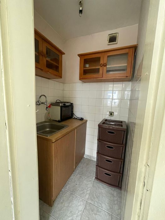 Едностаен апартамент в ж.к. Младост 4.