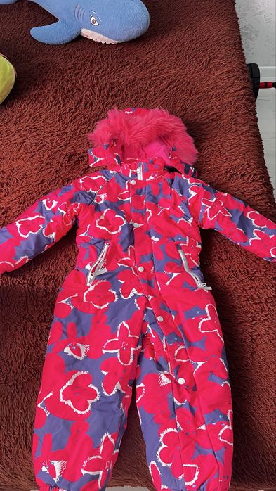 Продам комбенизон на девочку и мальчика