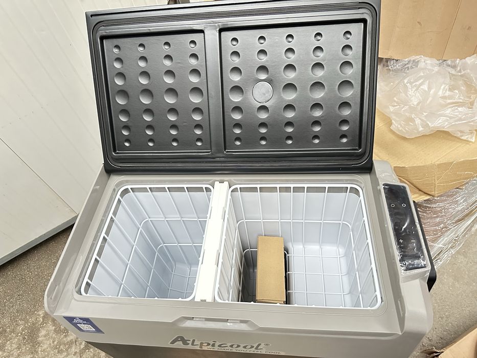 Хладилник за кола КОМПРЕСОРЕН T60л Alpicool фризер