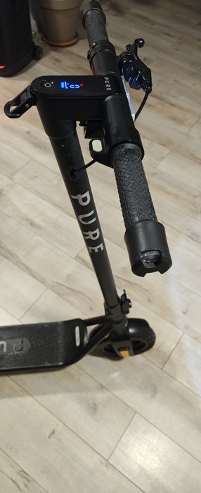 Trotineta electrica Pure Electric Air³ Pro, 710W, Autonomie 40Km, 25Km/h, Matte Black