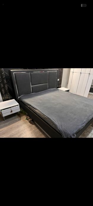 Продам спальный гарнитур