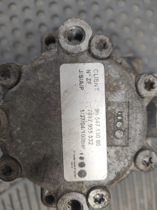Хидравлична помпа за Пежо-407,1.8,16V-бензин