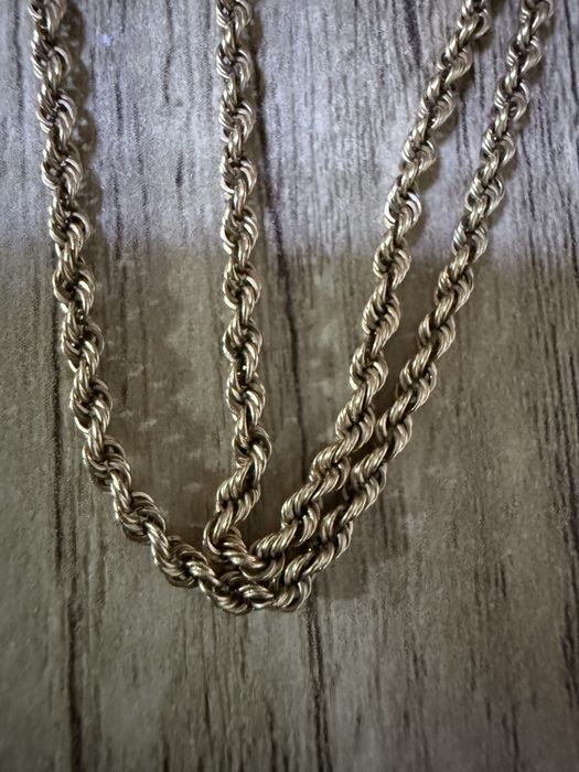 Продается цепочка.