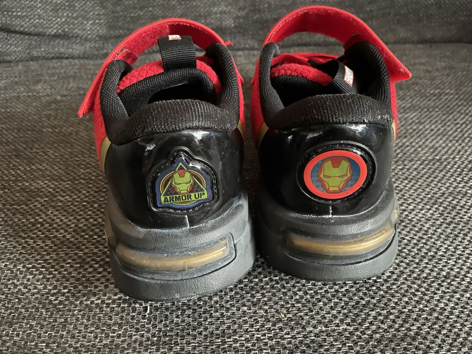 Детски маратонки Adidas Marvel Iron Man Racer 37 1/3