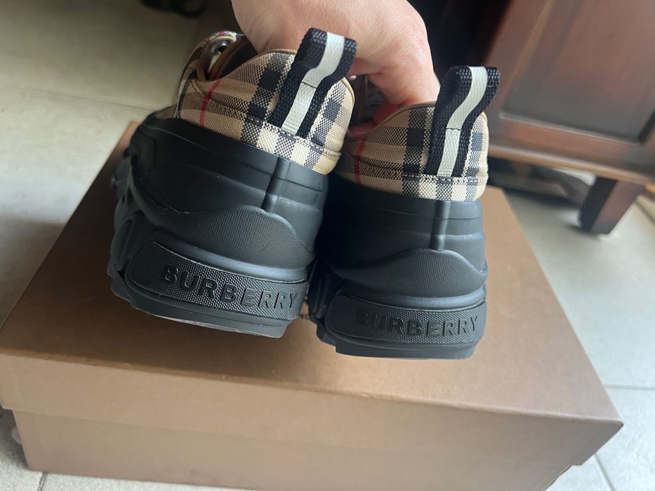 Burberry - зимни сникърси