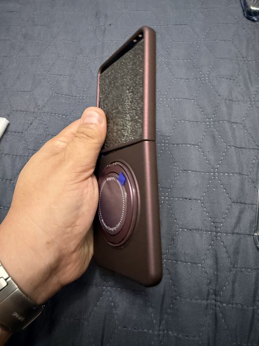 Husă Samsung Z Flip 7, bordo-violet,  MagSafe și Stand Inel – Nouă