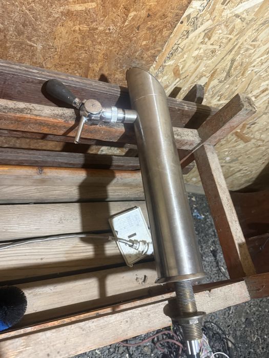 Dozator bere 2buteli co2 2capuri