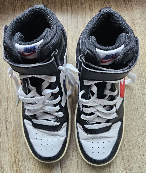 Сникърси Nike Court Borough Mid 2