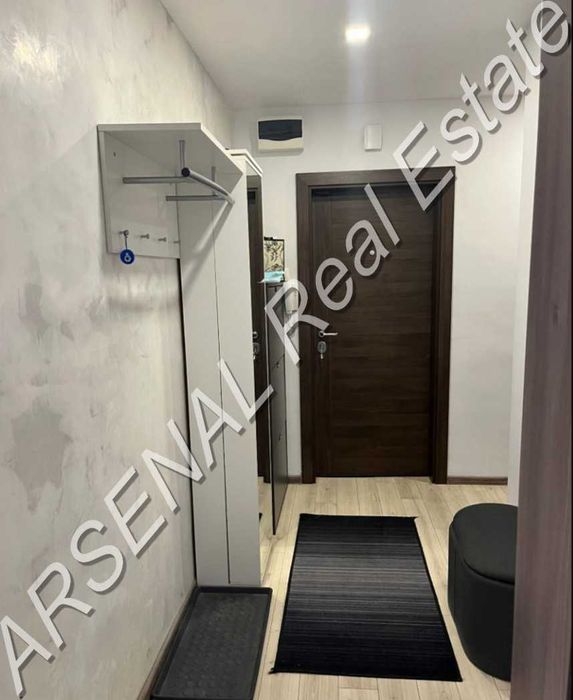 Дава се под наем Тристаен апартамент в София, Младост 4 - 95 кв.м за 1000 € - Снимка #1