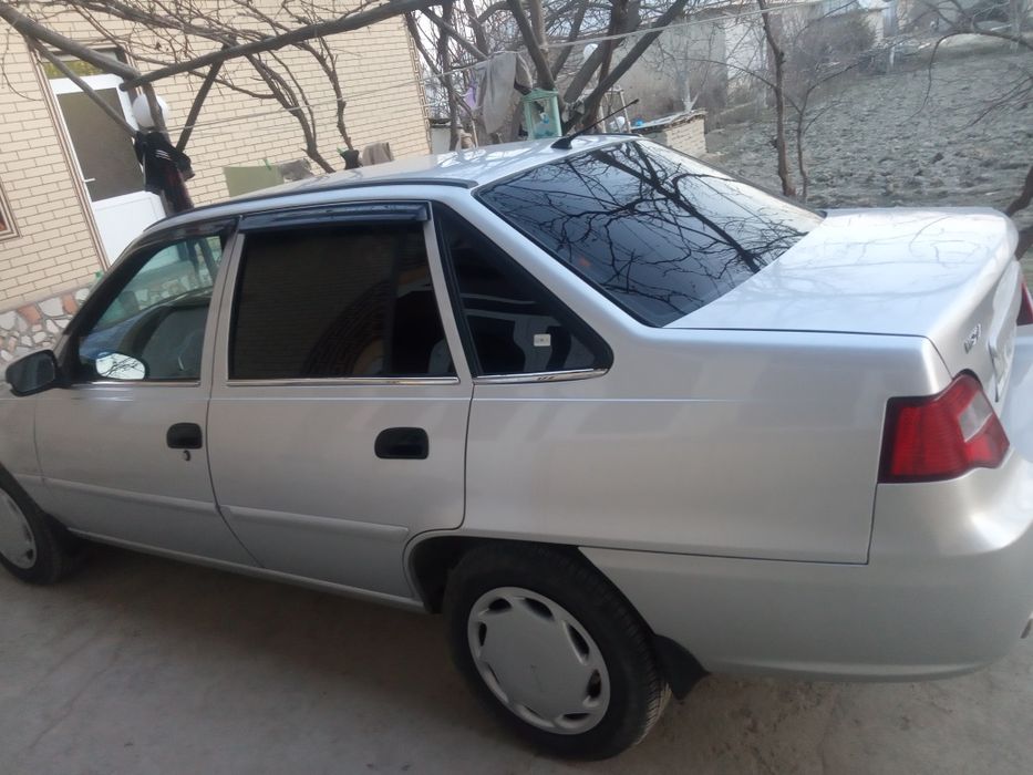 Moshina juda yaxshi xolatda