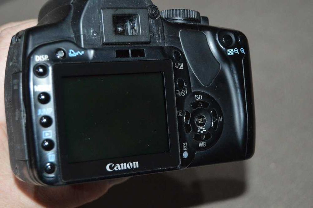 Aparat foto DSLR CANON EOS Rebel XTI (400D) + Obiectiv EF-S 18-55mm