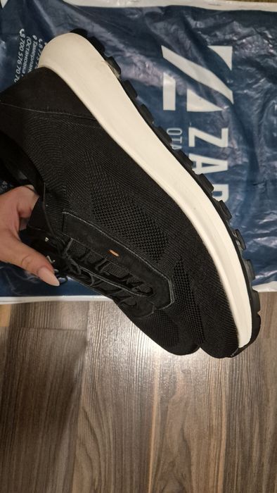 Продается мужская обувь ЗАРЯ