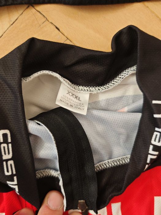 Set costum ciclism Castelli - bluze si pantaloni cu protectie scurt si lungi, manusi, vesta de vant si incalzitoare de brate + bonus sosete SIDI