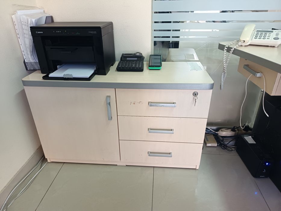 Стол и тумба офисные