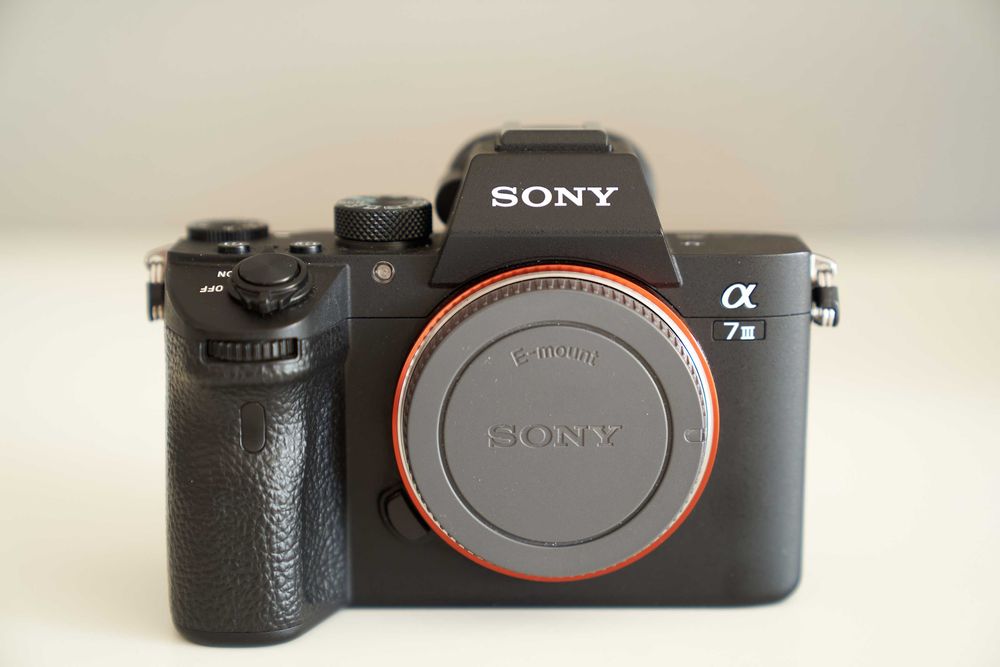 Sony A7 III Mirrorless 24MP Full Frame 4K / SONY ILCE-7M3 (body)