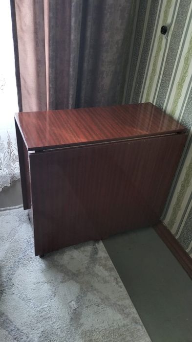 Продам раскладной стол