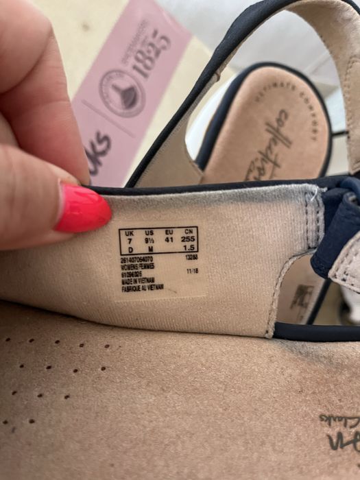 Сандали Clarks