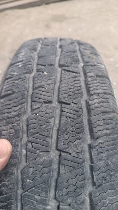 Екі штук балон бар Газелге