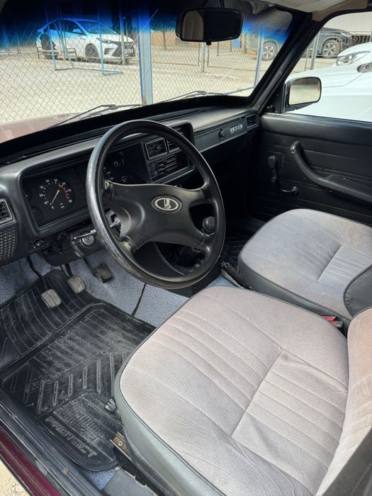 Lada 2107 sotiladi 2012 yil