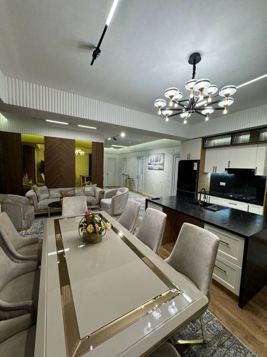 Паркентский!  Жк Оксарой! Сдаётся 4х комнатная  квартира в центре!