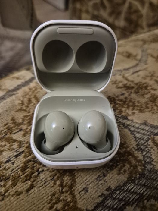 samsung galaxy buds 2