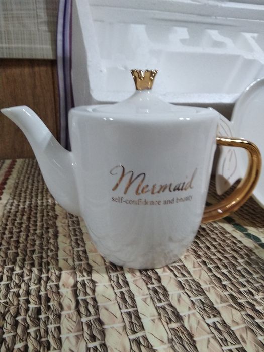 Чайный керамический сервиз,в упаковке