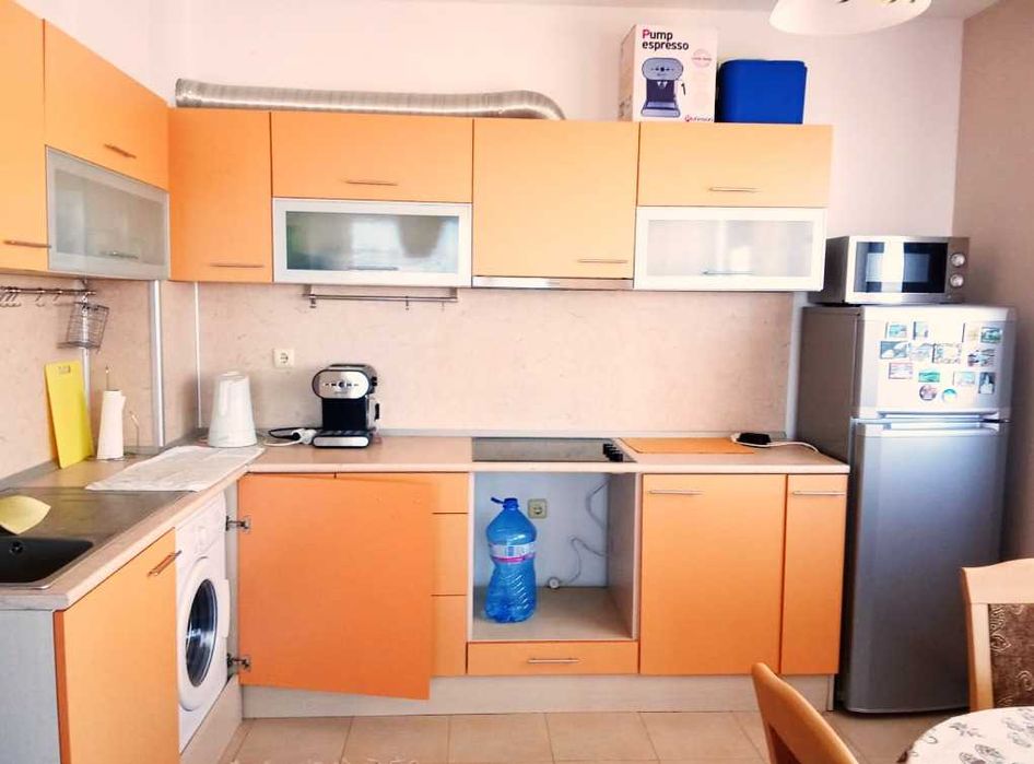 Продавам Двустаен апартамент гр.Обзор