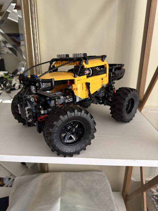 4X4 X-treme Off-Roader
