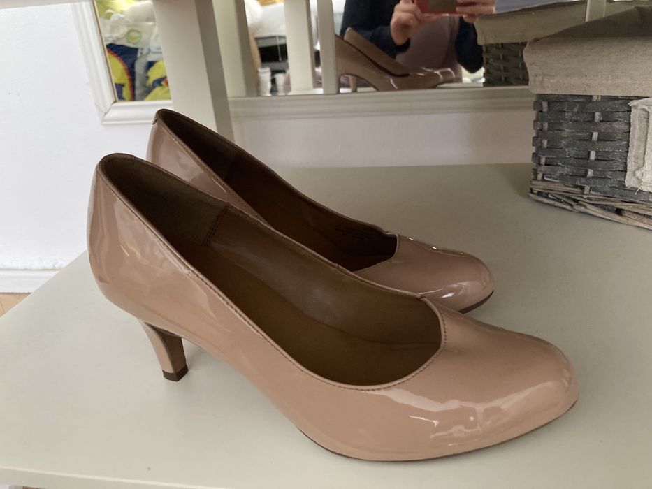 Pantofi cu toc Clarks