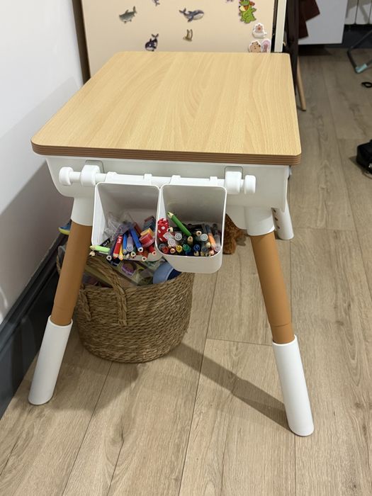 Детский стол в хорошем состоянии