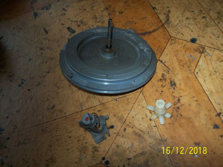 части за /от магнетофон ГРУНДИГ