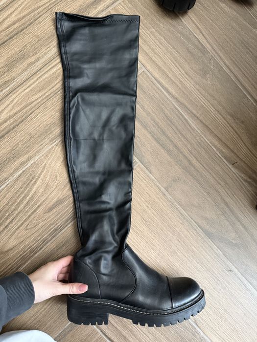 Кожени ботуши над коляното 39