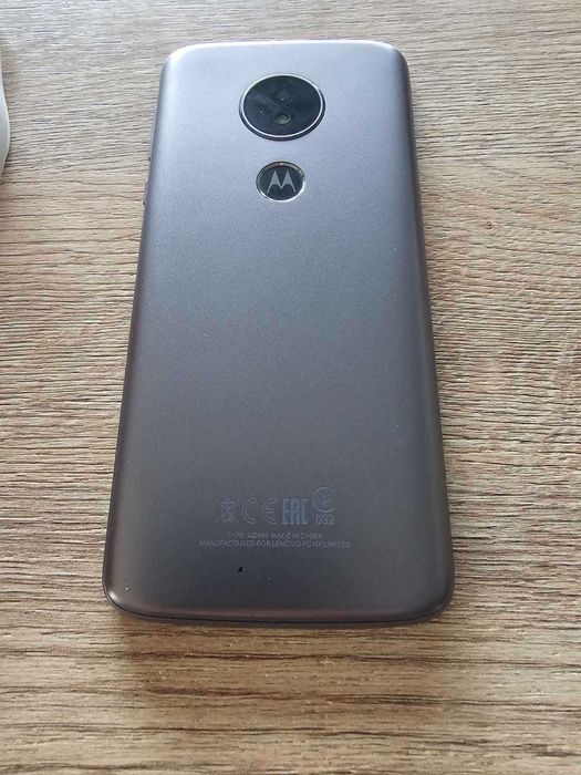 Motorola moto e5