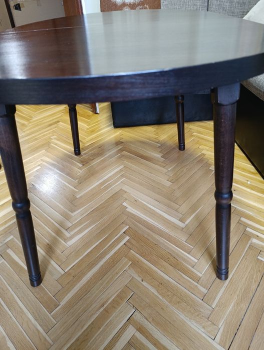 Трапезна маса за кухня