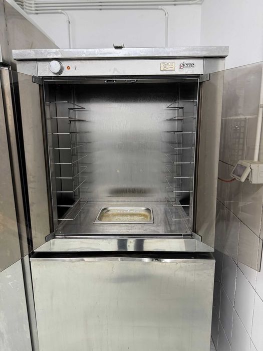 Echipamente Horeca - Friteuza, Bain marie, malaxor, dospitor, hota 3m / 90 cm, lazi congelator