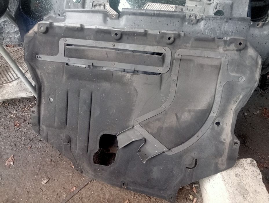 Scut motor Ford kuga 2.0 D 2013
