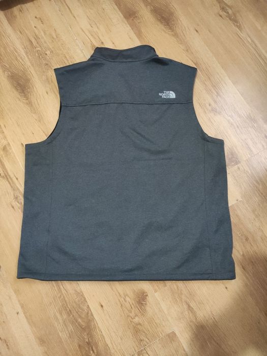 Vestă The North Face softshell mărimea XXL