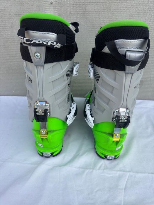 Clapari ski schi tura skimo Scarpa Thrill Carve marime EUR:42 Mondo:27.0 Flex:100 last:101